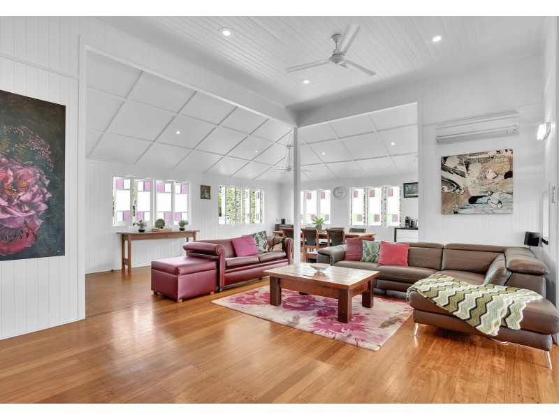 27 Fleming Street, Edge Hill QLD 4870