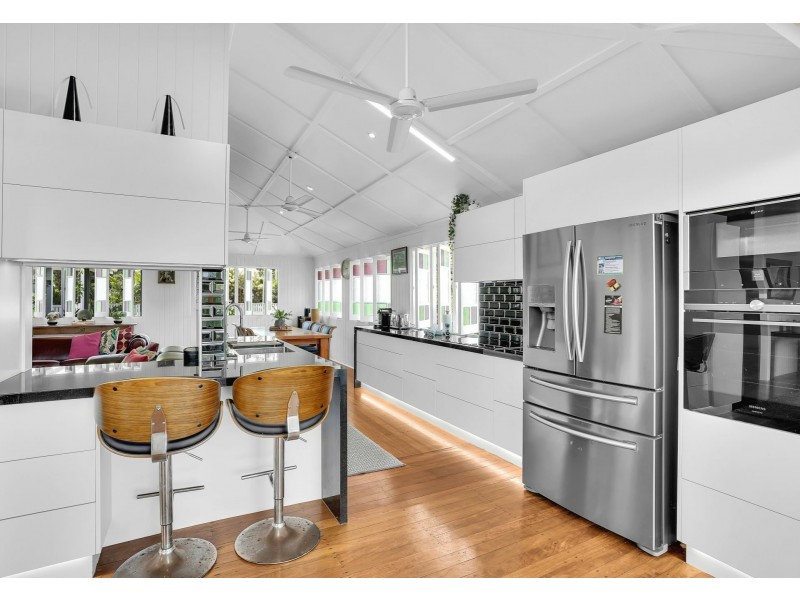27 Fleming Street, Edge Hill QLD 4870