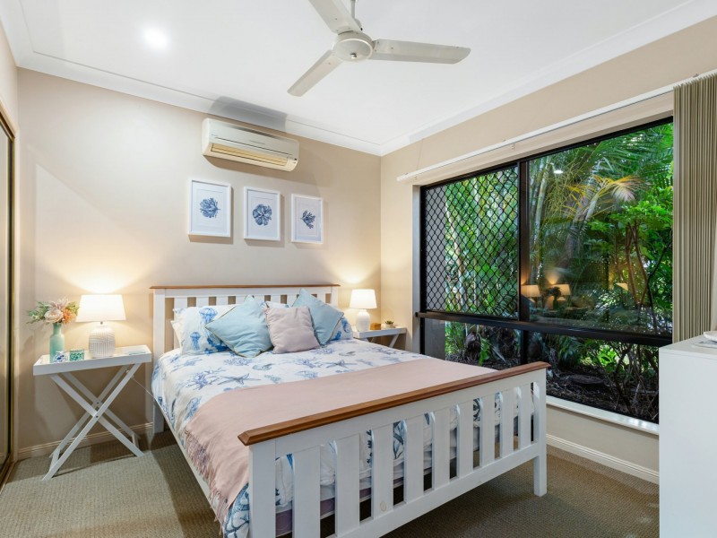 53 Chesterfield Close, Brinsmead QLD 4870