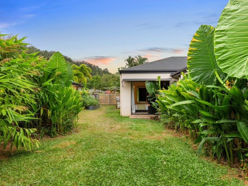 53 Chesterfield Close, Brinsmead QLD 4870