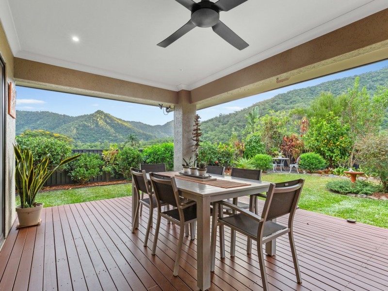 1 Ellie Banning Close, Redlynch QLD 4870
