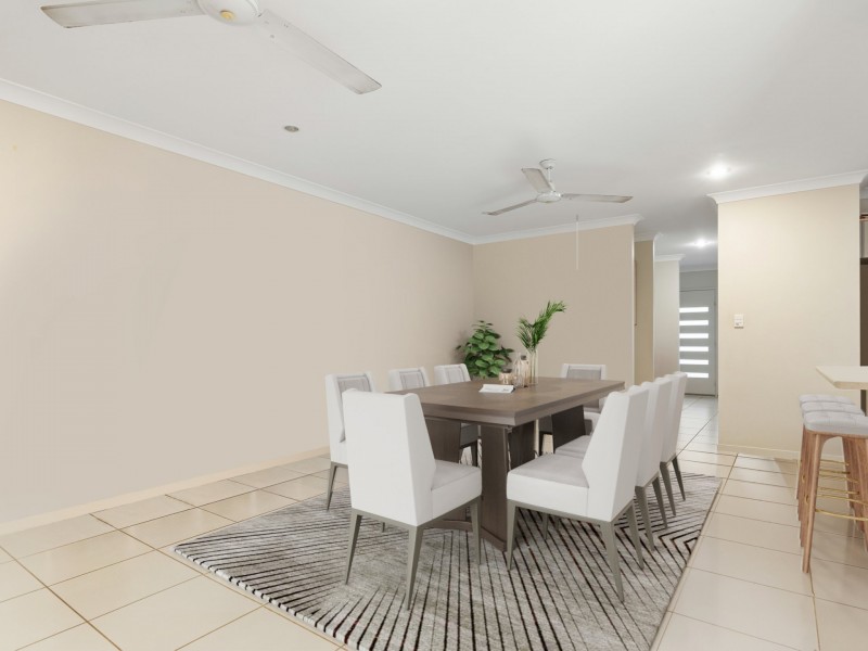33 Hodkinson Street, Redlynch QLD 4870