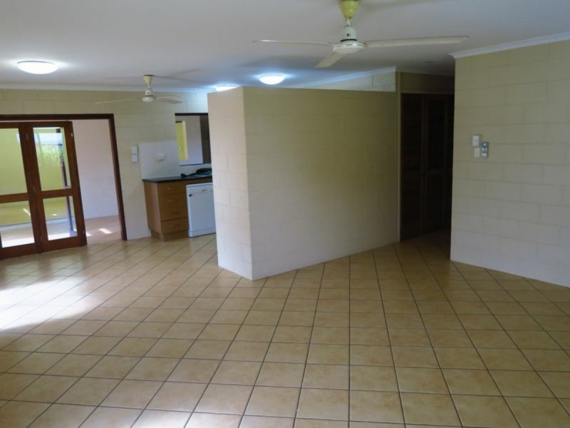 7 McManus Street, Whitfield QLD 4870
