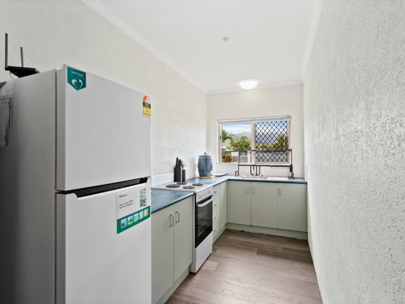 1/150 Pease Street, Manoora QLD 4870