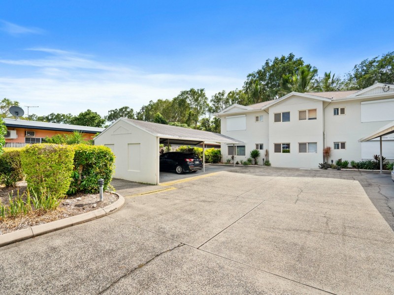 1/150 Pease Street, Manoora QLD 4870
