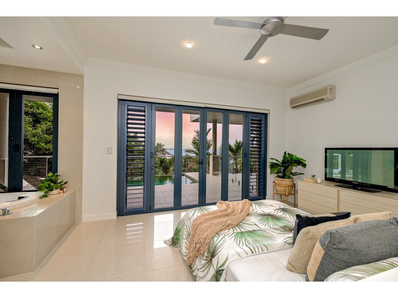 16/7 Tari Place, Trinity Beach QLD 4879