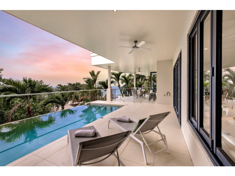 16/7 Tari Place, Trinity Beach QLD 4879
