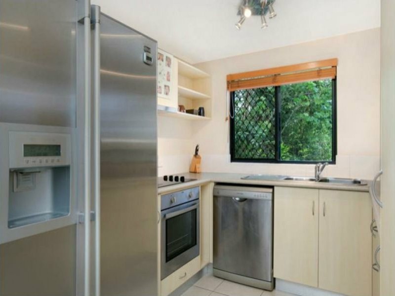 301/11-15 Charlekata Close, Freshwater QLD 4870