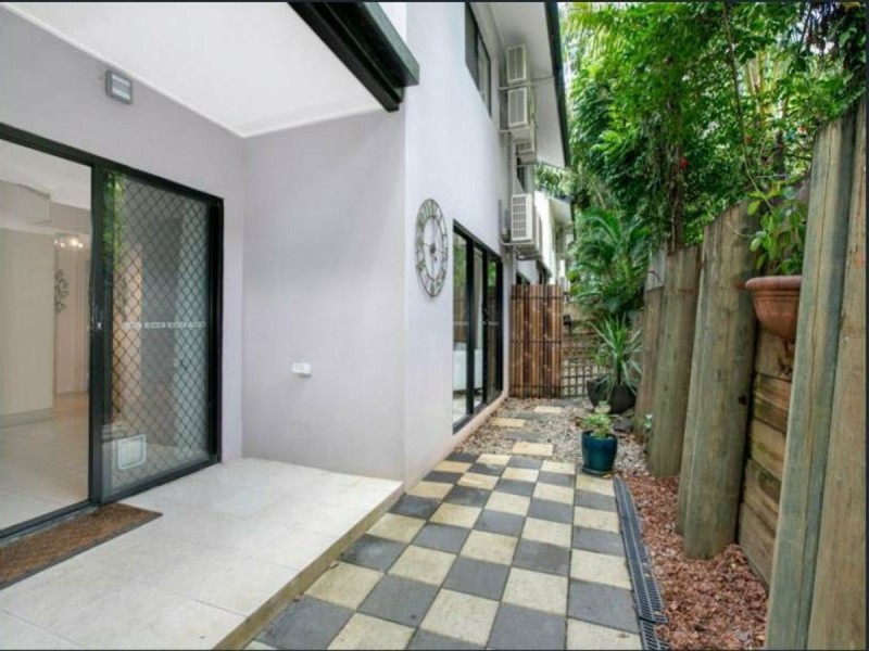 301/11-15 Charlekata Close, Freshwater QLD 4870
