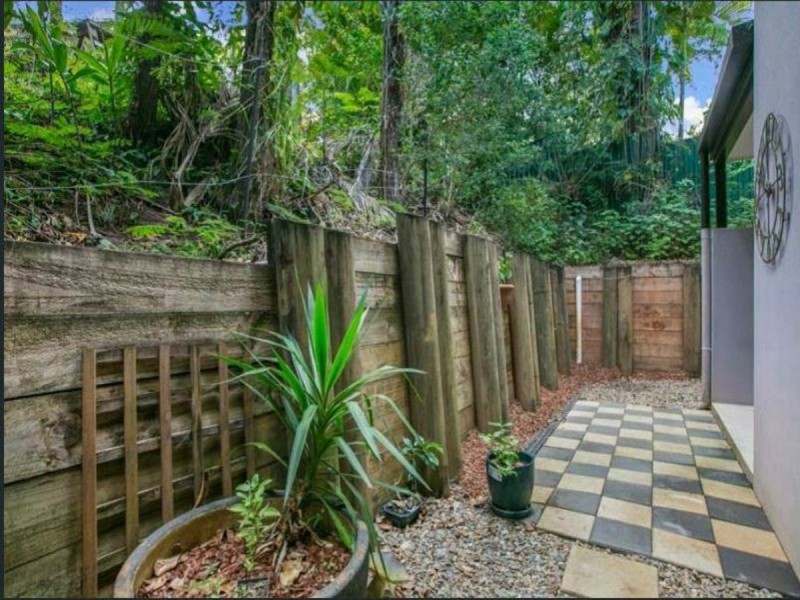 301/11-15 Charlekata Close, Freshwater QLD 4870