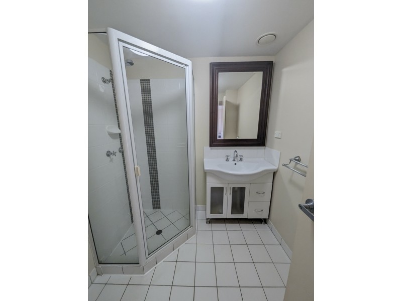 203/4 Grantala Street, Manoora QLD 4870