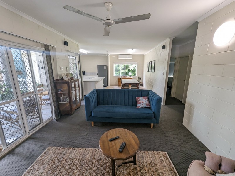 23/40 Old Smithfield Road, Freshwater QLD 4870