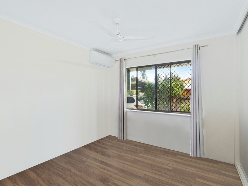 45 Lavender Street, Mooroobool QLD 4870