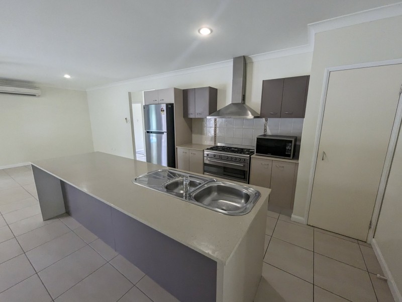 55 Iridescent Drive, Trinity Park QLD 4879