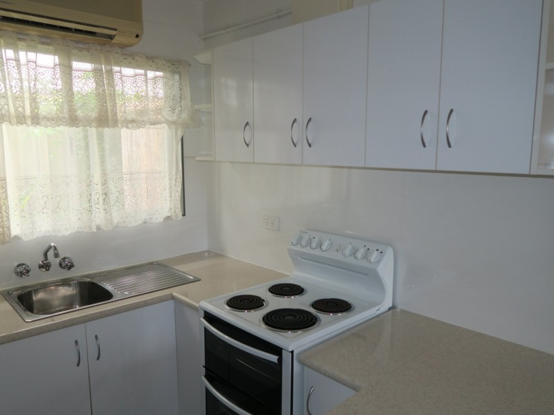 2/30 Rutherford Street, Yorkeys Knob QLD 4878