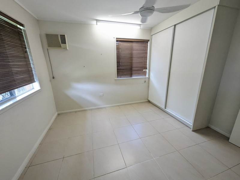 32 Purbeck Place, Edge Hill QLD 4870