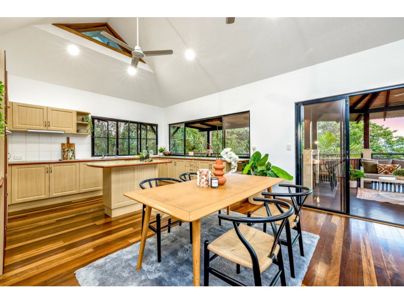 3 Queenley Close, Edge Hill QLD 4870