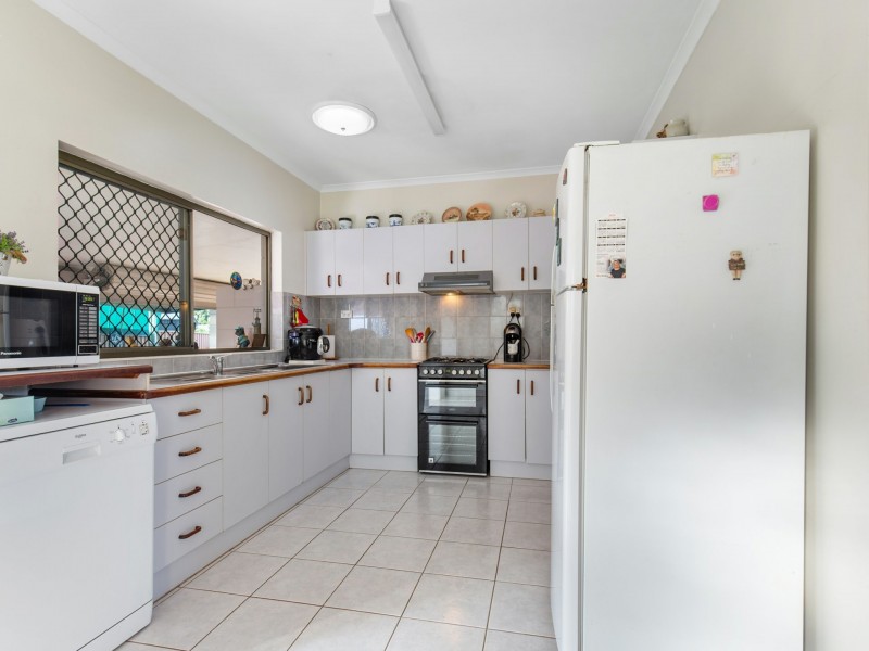 4 Gallo Close, Brinsmead QLD 4870
