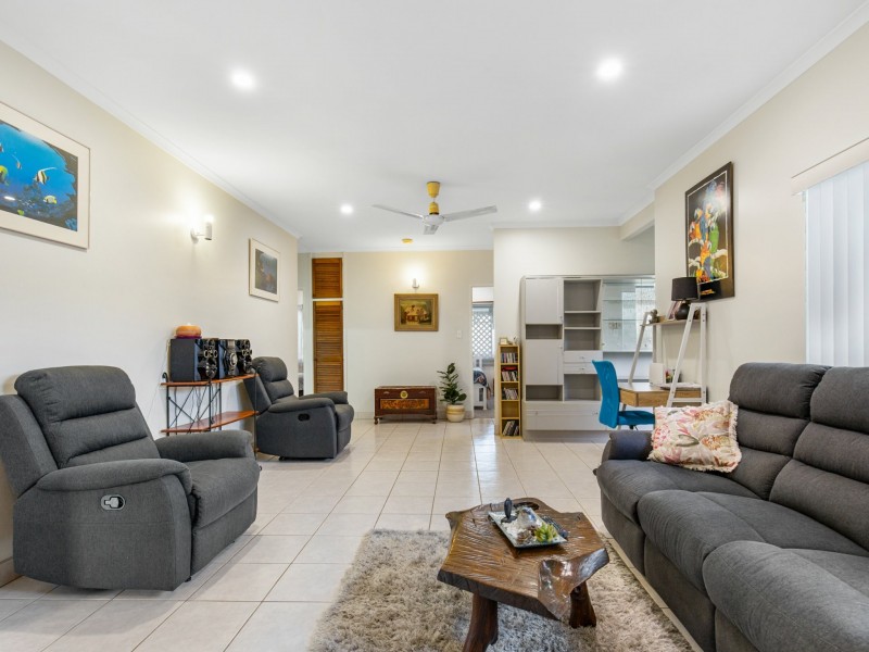 4 Gallo Close, Brinsmead QLD 4870