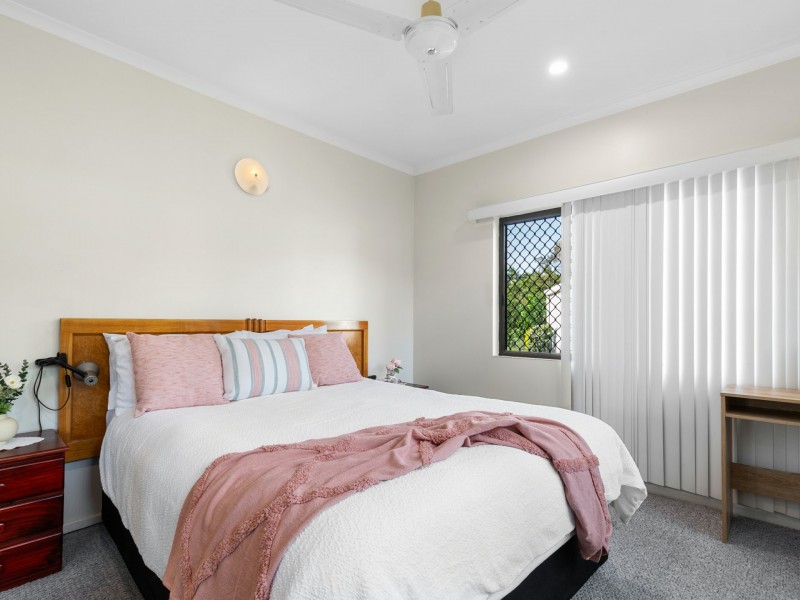 4 Gallo Close, Brinsmead QLD 4870