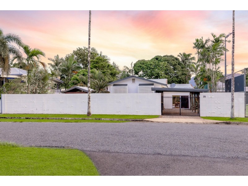 25 Dalrymple Street, Edge Hill QLD 4870
