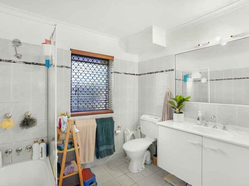 3/3-5 Springfield Crescent, Manoora QLD 4870