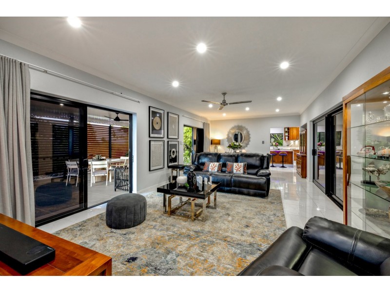 26 Collins Avenue, Edge Hill QLD 4870