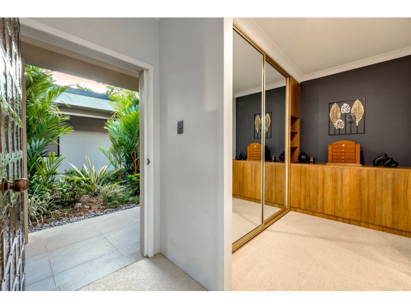 26 Collins Avenue, Edge Hill QLD 4870