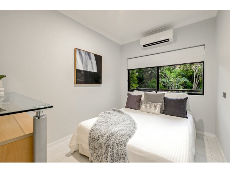 26 Collins Avenue, Edge Hill QLD 4870