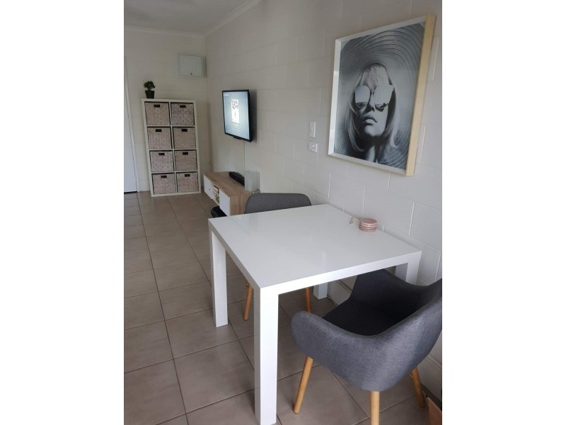 8/58 Woodward Street, Edge Hill QLD 4870