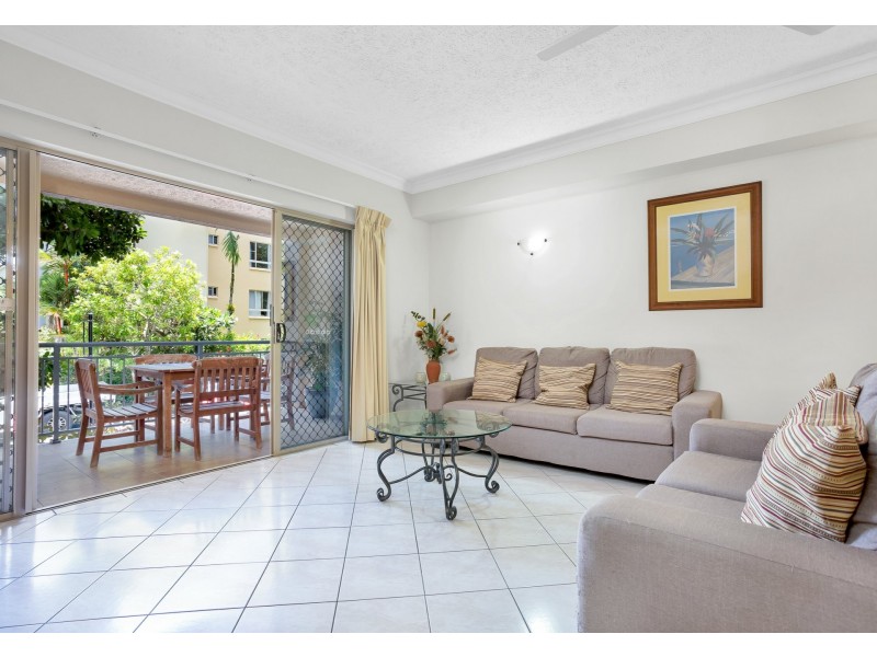 1401/2 Greenslopes Street, Cairns North QLD 4870
