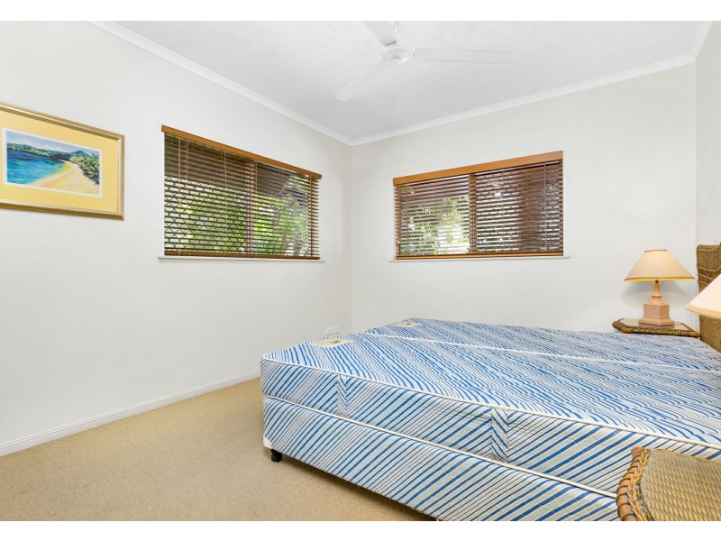 1401/2 Greenslopes Street, Cairns North QLD 4870