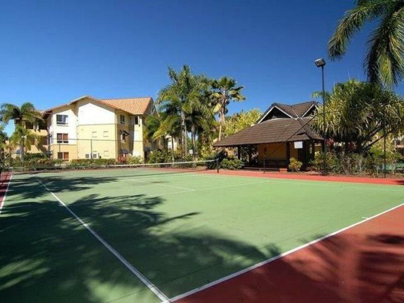 1401/2 Greenslopes Street, Cairns North QLD 4870