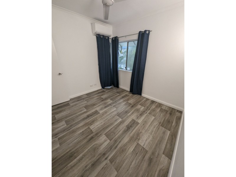 9/14 Upward Street, Cairns North QLD 4870