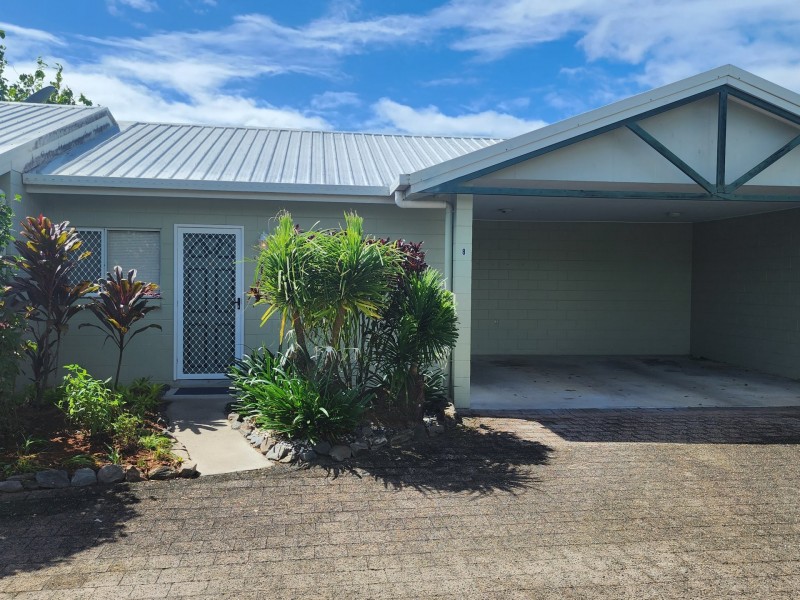 8/74 Swallow Street, Mooroobool QLD 4870