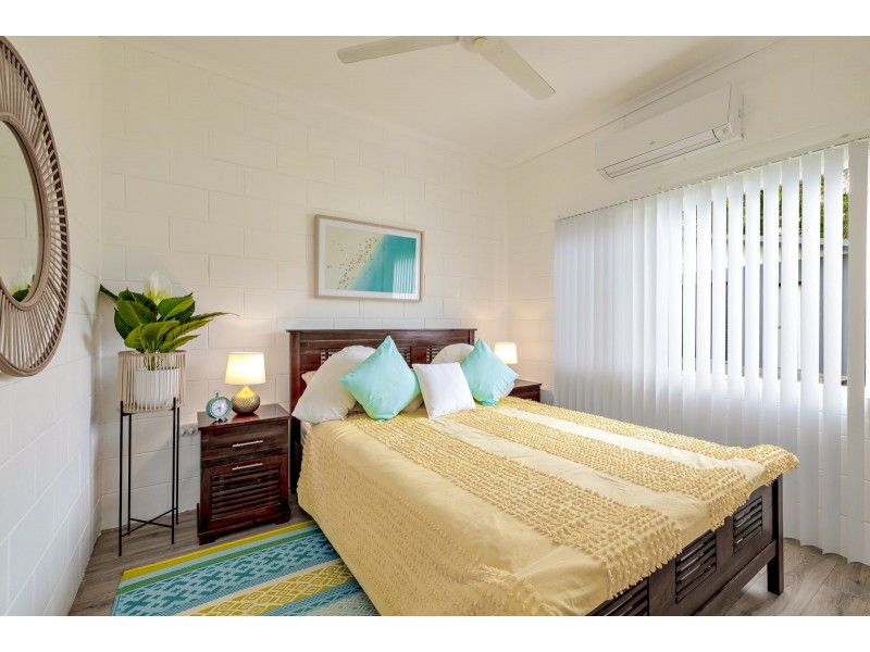 2 Redwood Street, Whitfield QLD 4870