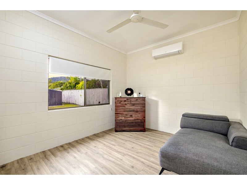 2 Redwood Street, Whitfield QLD 4870