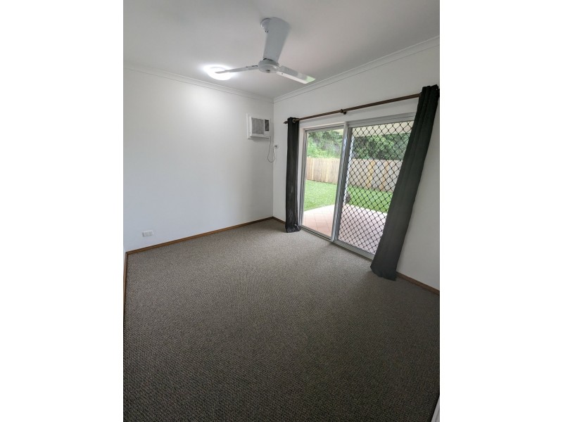 58 Barnes Street, Earlville QLD 4870