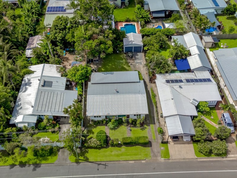 196 Greenslopes Street, Edge Hill QLD 4870