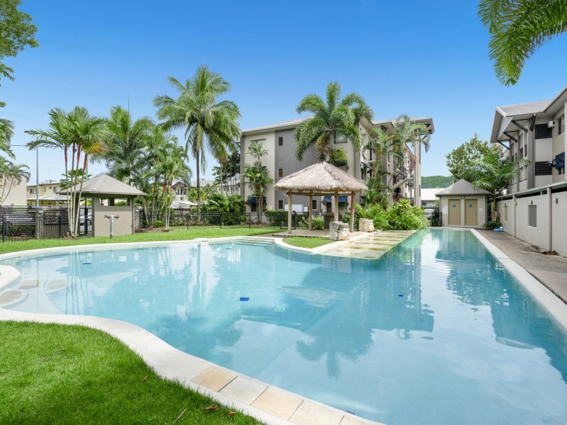 209/2-8 Centenary Close, Manoora QLD 4870