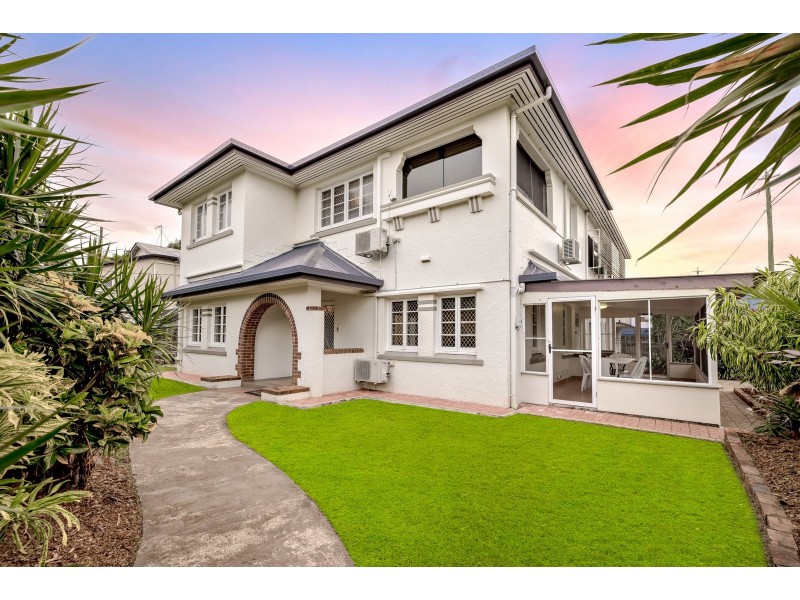 91 Digger Street, Cairns North QLD 4870