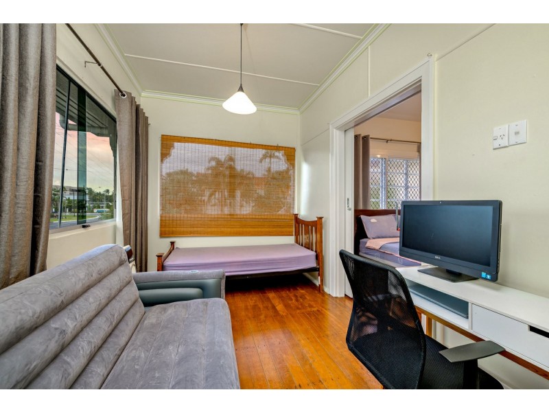 91 Digger Street, Cairns North QLD 4870