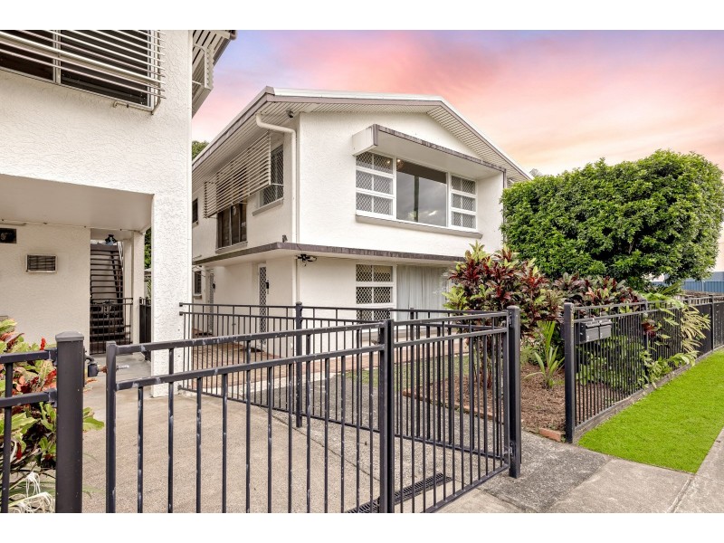 91 Digger Street, Cairns North QLD 4870