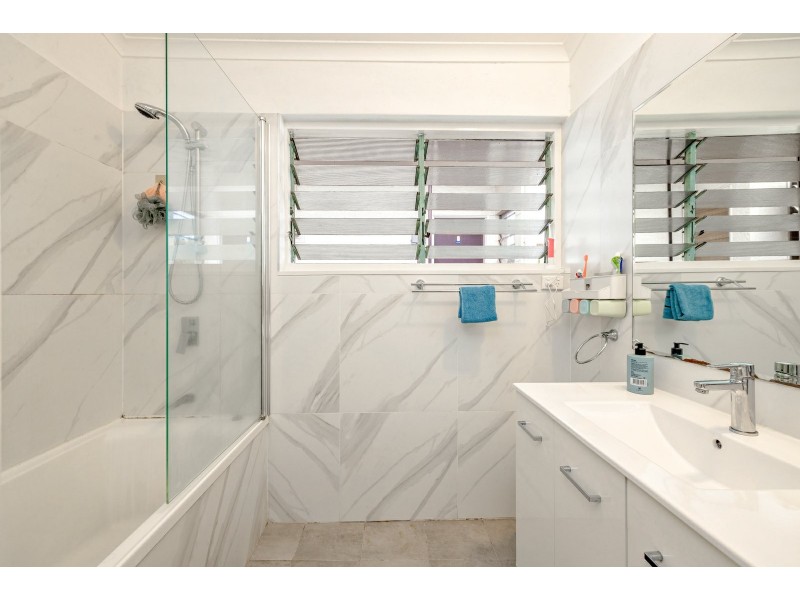 91 Digger Street, Cairns North QLD 4870