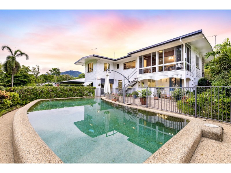 22 Bradford Street, Whitfield QLD 4870
