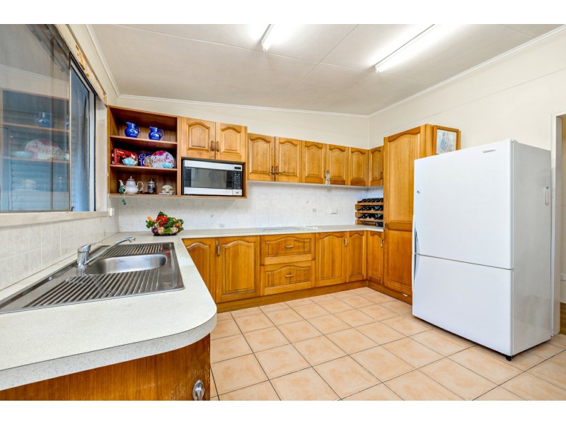 22 Bradford Street, Whitfield QLD 4870