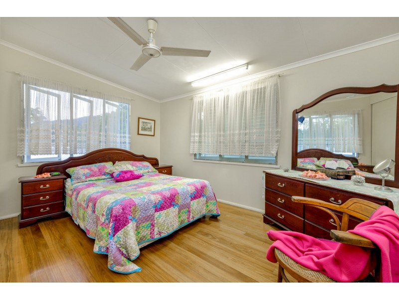 22 Bradford Street, Whitfield QLD 4870