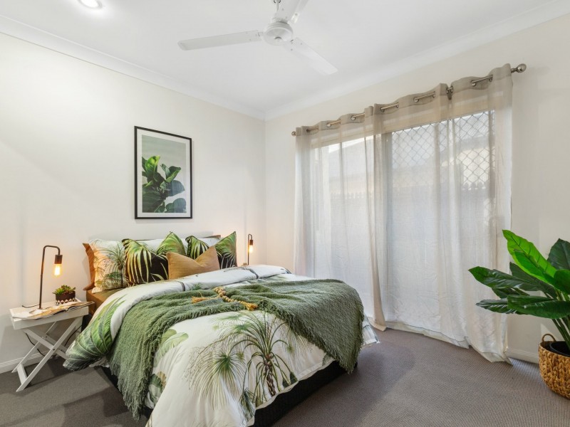 24 Chesterfield Close, Brinsmead QLD 4870