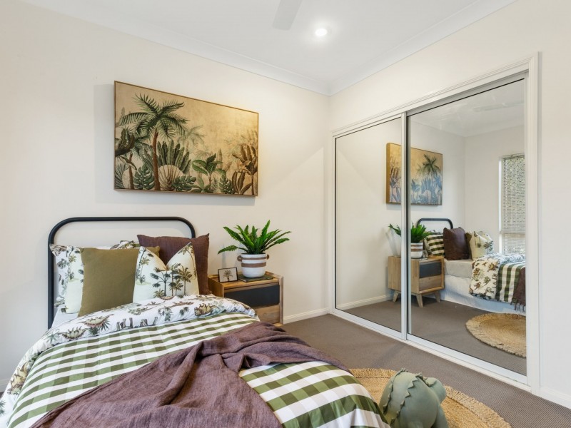 24 Chesterfield Close, Brinsmead QLD 4870