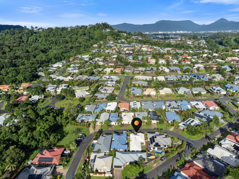 24 Chesterfield Close, Brinsmead QLD 4870